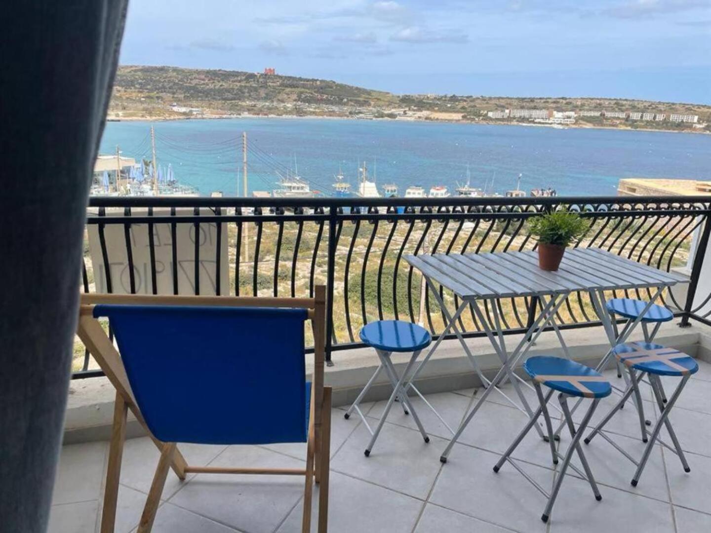 Appartamento Mellieha Bay Seafront With Spectacular Views3Bed Esterno foto